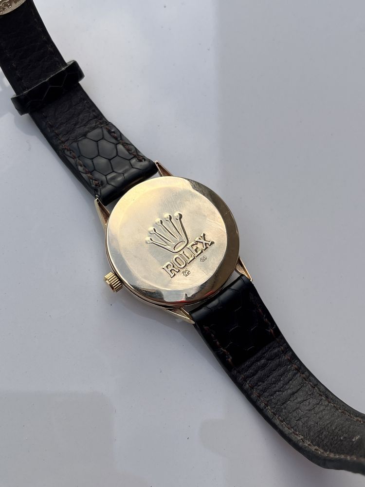 Золотые часы Rolex с Бриллиантами