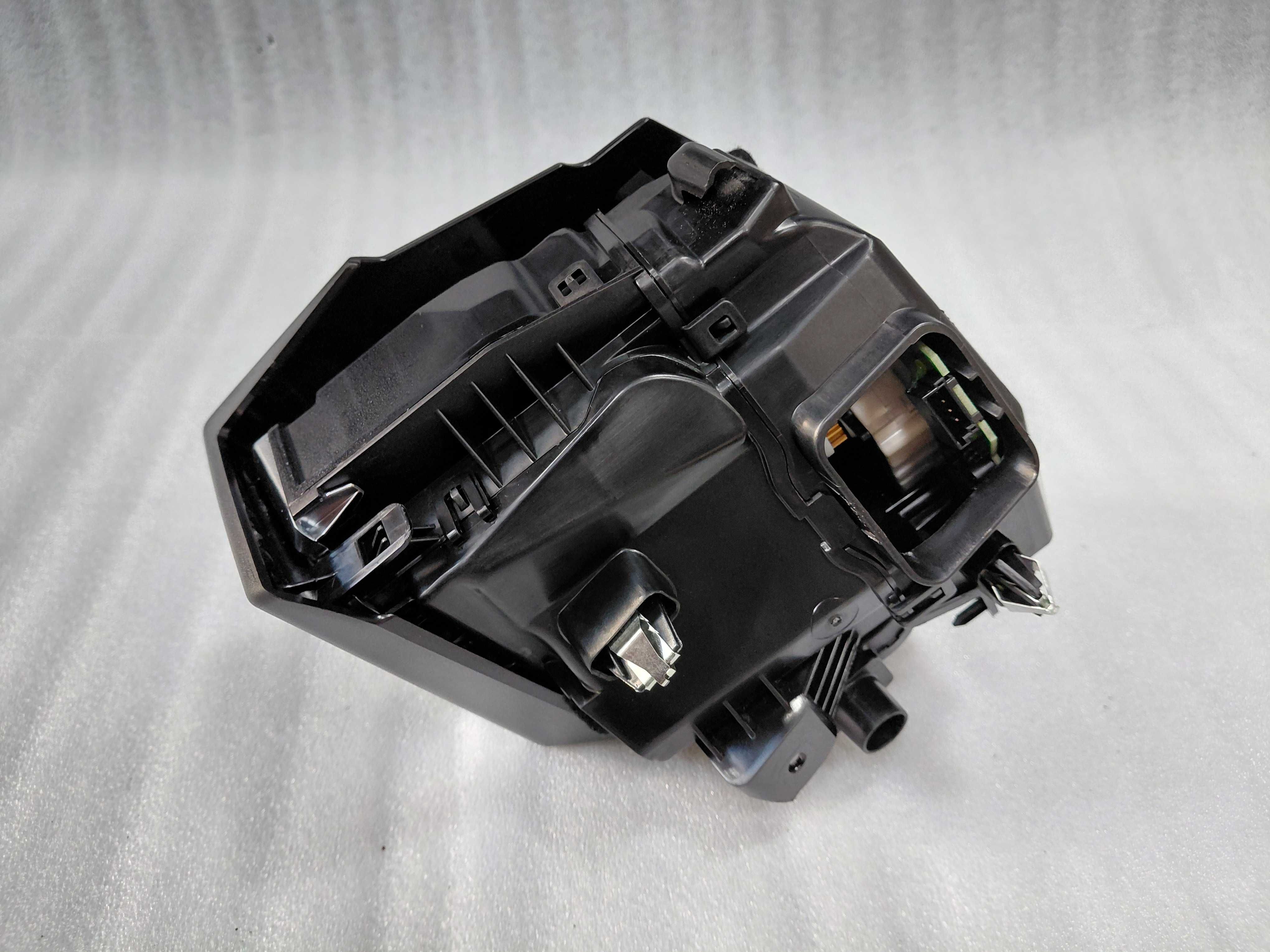 9483929 Ароматизатор система BMW G11 G12 G30 G31 X3 G01 X4 G02 X5 G05