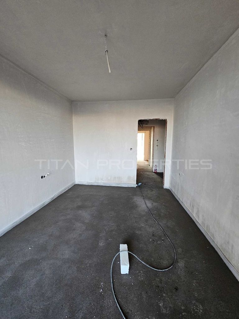 Продава се Двустаен апартамент в Пловдив, Христо Смирненски - 104 кв.м за 856 €/кв.м - Снимка #2