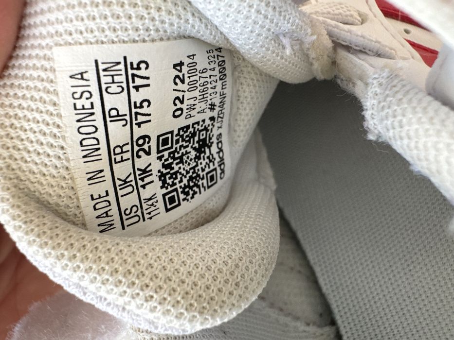 Маратонки ADIDAS 29 номер