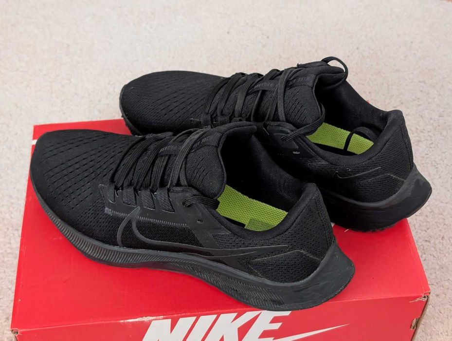 Nike Pegasus 38 (marimea 42.5) stare excelenta