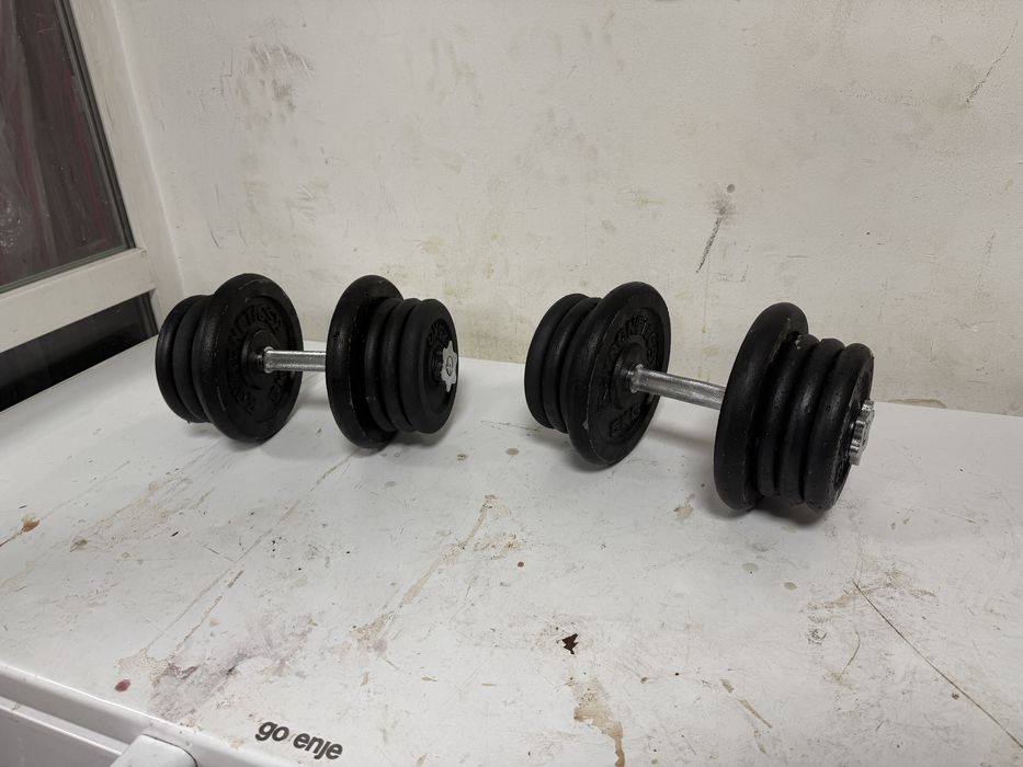 Gantere reglabile fier noi, set 27 kg+27 kg=54 kg, pret 700 lei
