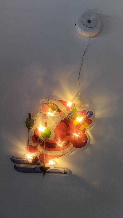 Светеща коледна украса Дядо Коледа на шейна