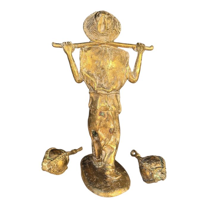 Statueta bronz semnată