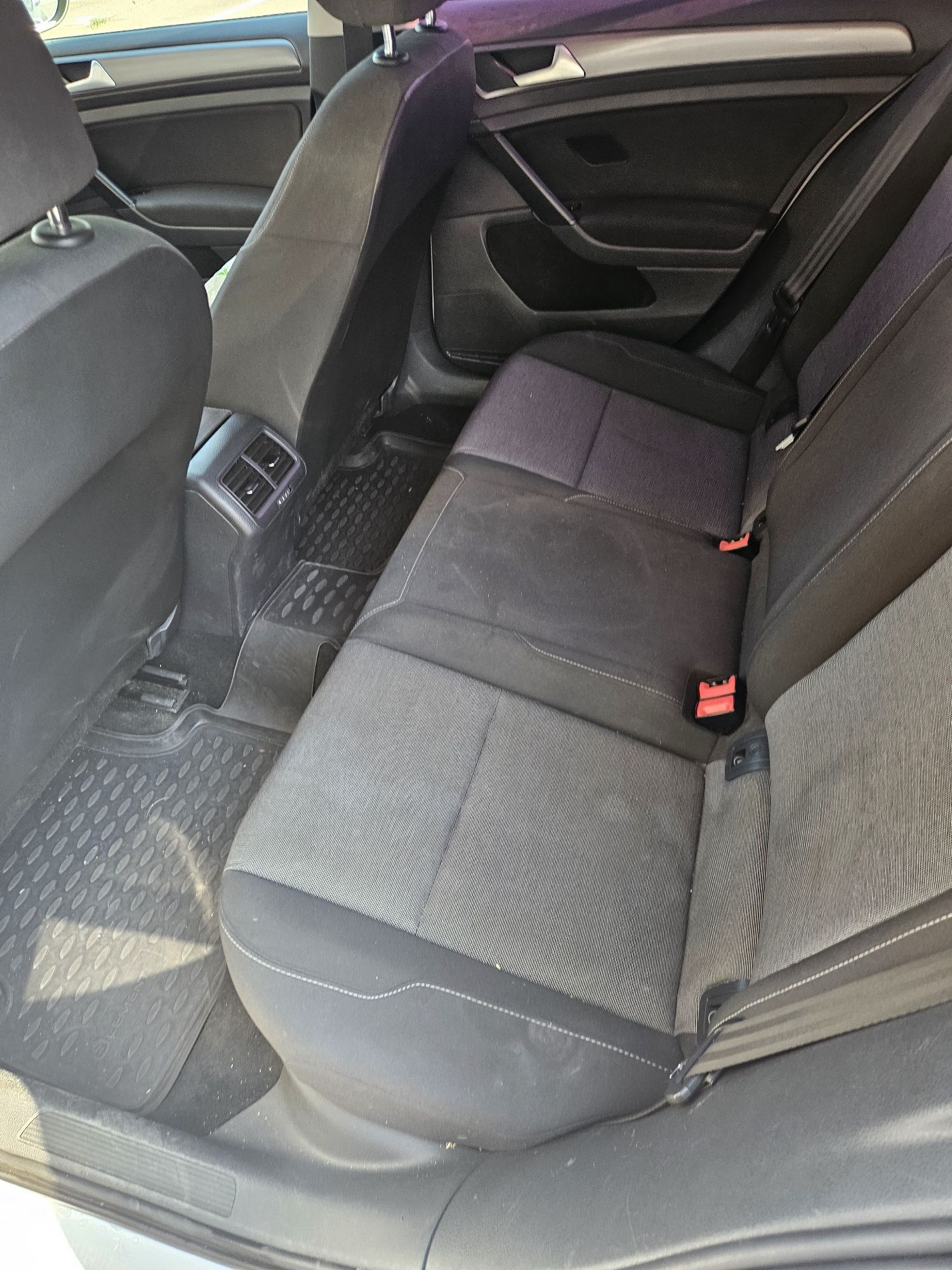 Vand VW Golf 7 avariat