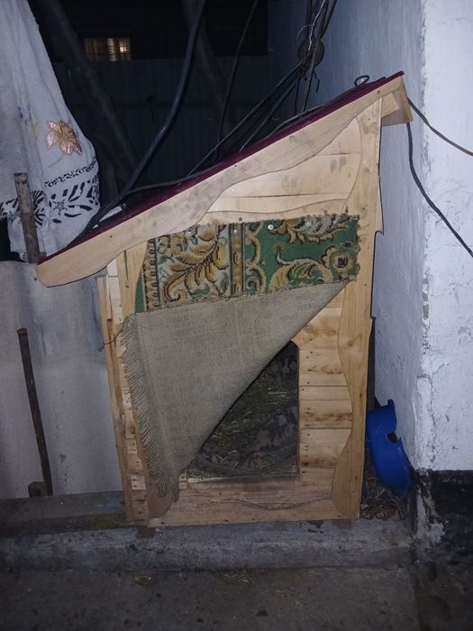 Продам  будку для собаки среднего размера