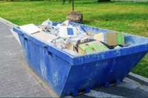 Transport moloz containere bene detasabile