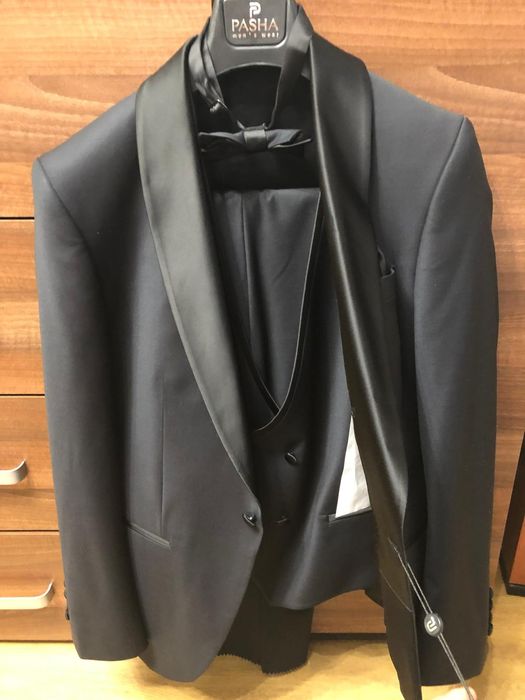 Costum elegant, impecabil