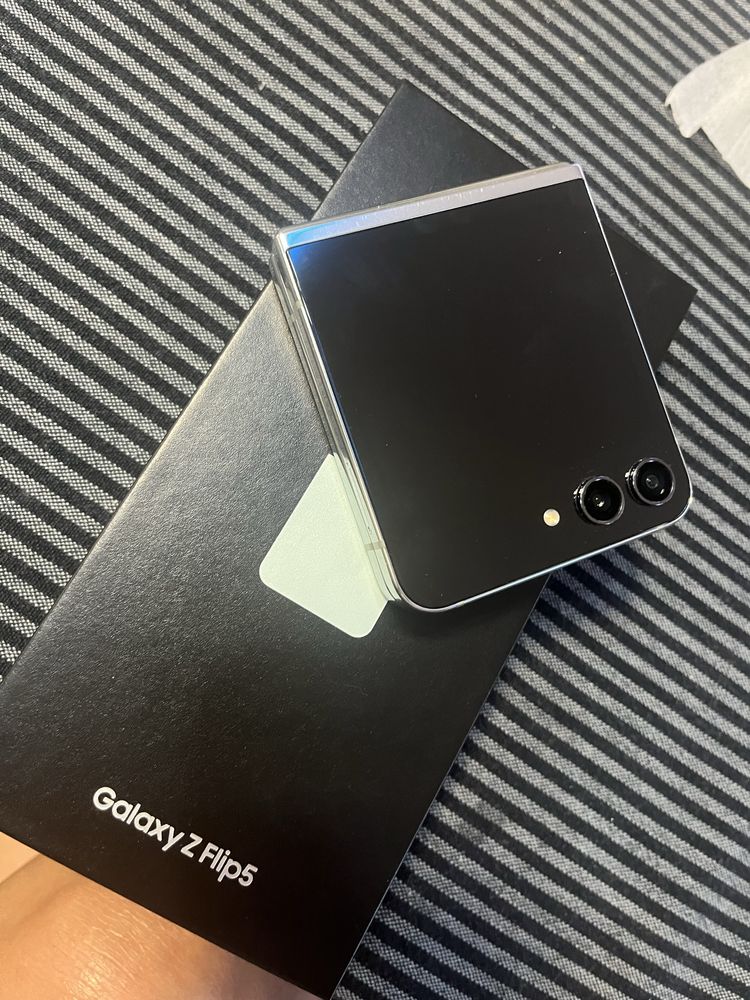 Samsung Z flip 5