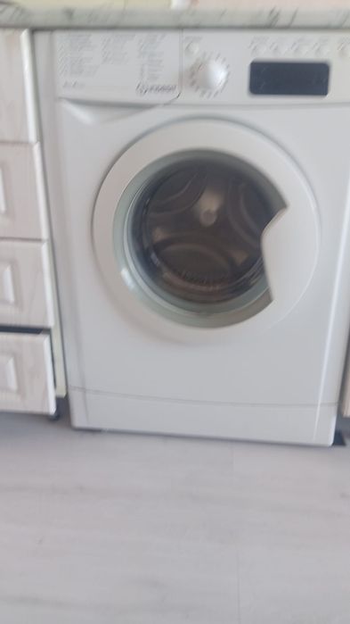 Продам стиральную машину