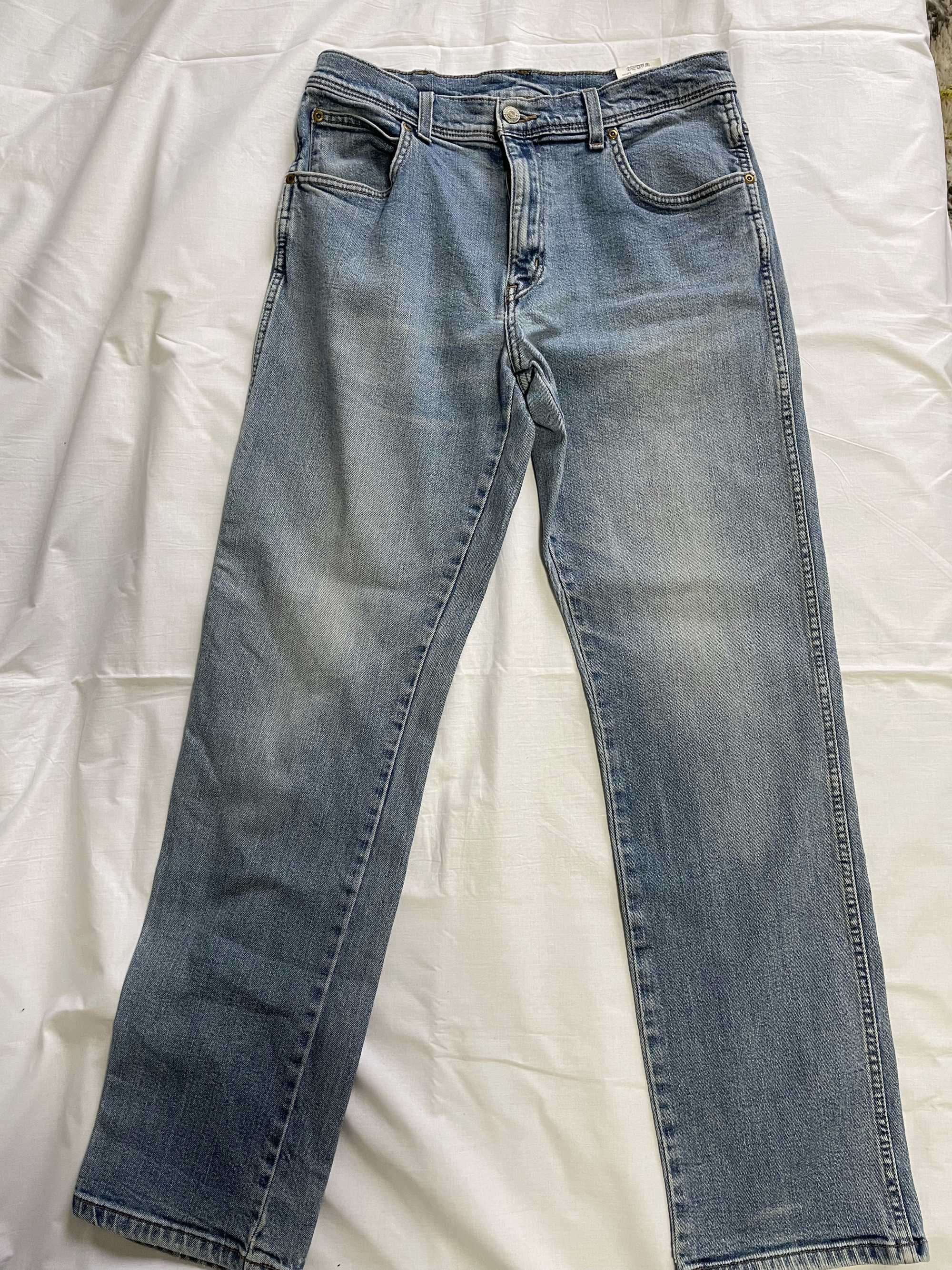 Blugi/Jeans Wrangler Regular Fit W33 L32