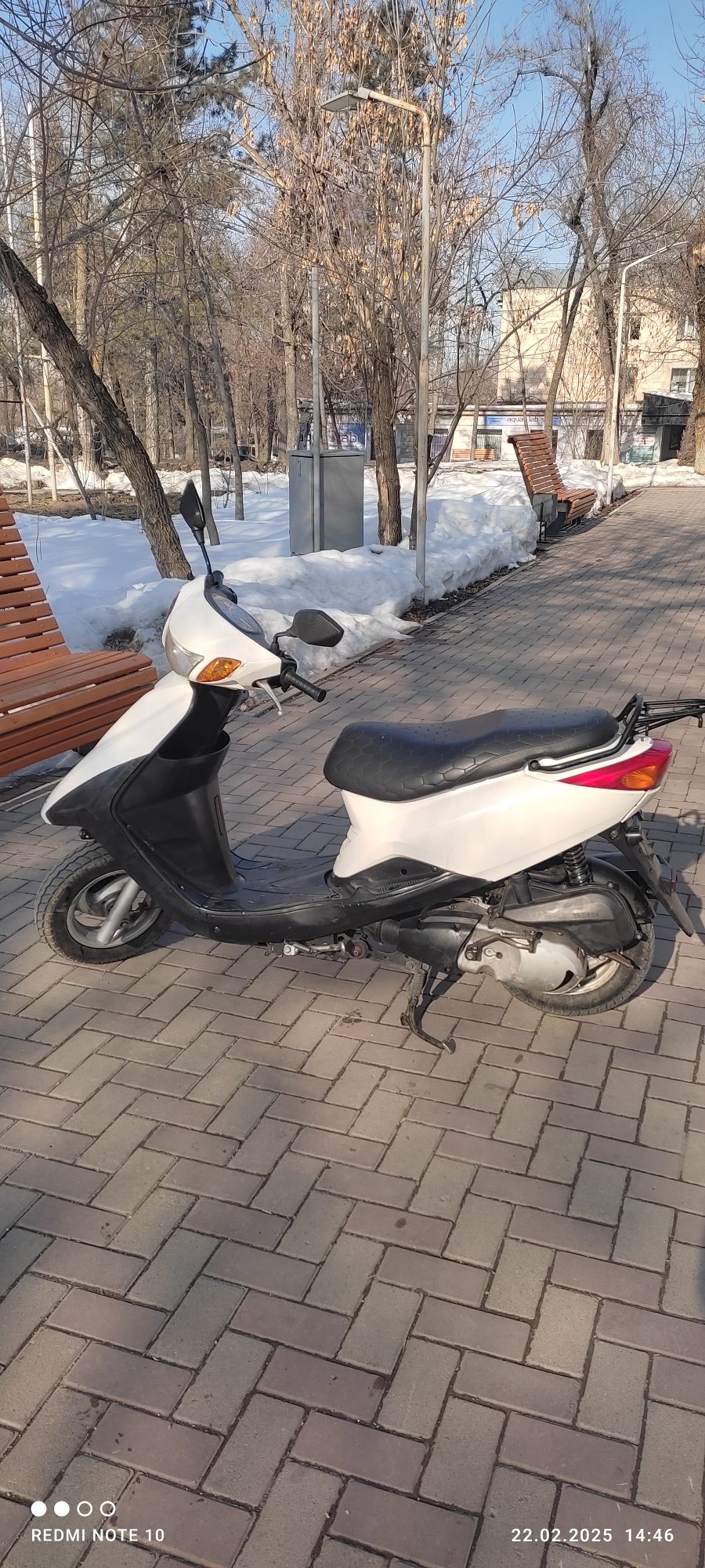 Продам мопед Yamaha axis trit 125.