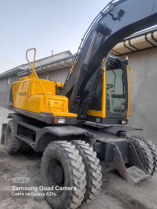 VOLVO 145, tayyor ishlab yuribdi. 2006 yIL. Holati: A'lo