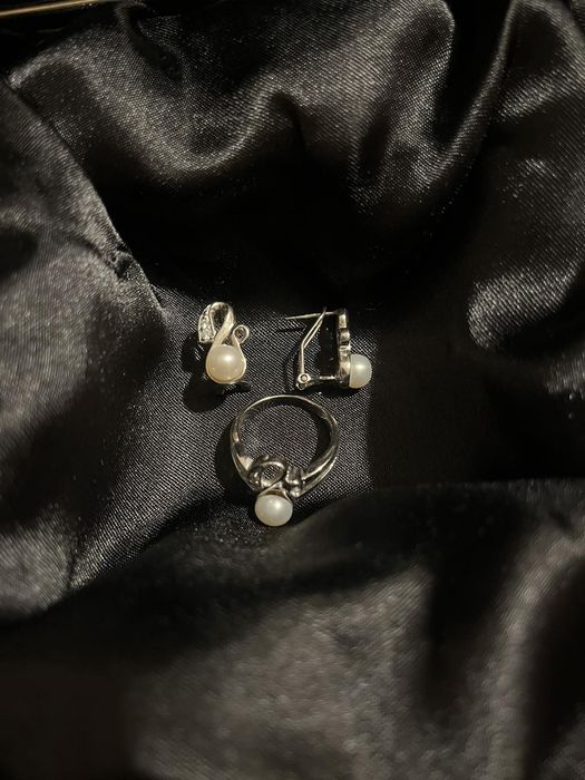 Сребърен комплект обеци с пръстен