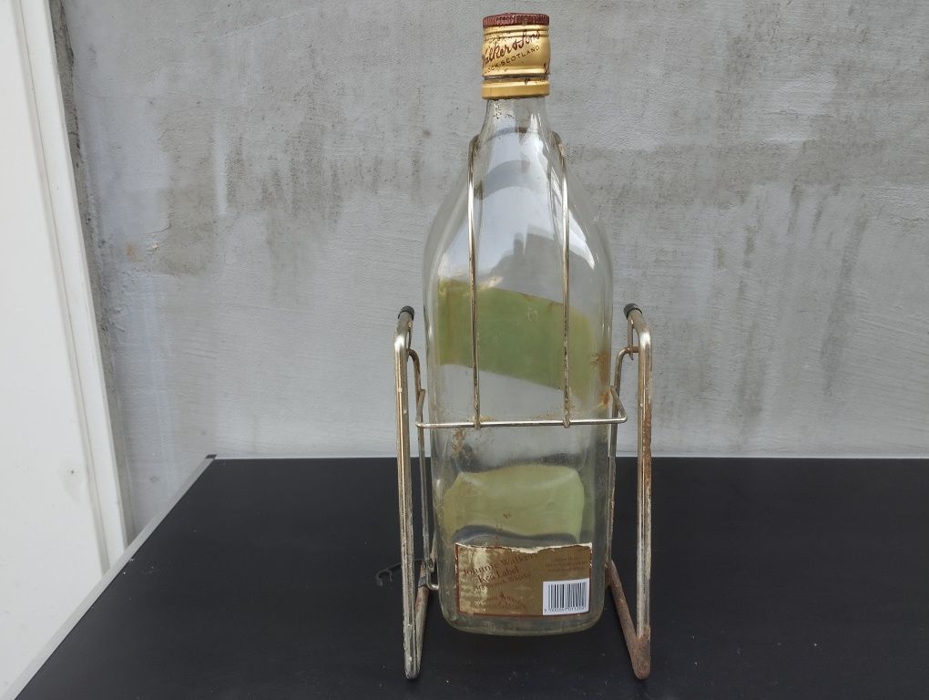 Бутилка с люлка Johnnie Walker 4.5 L