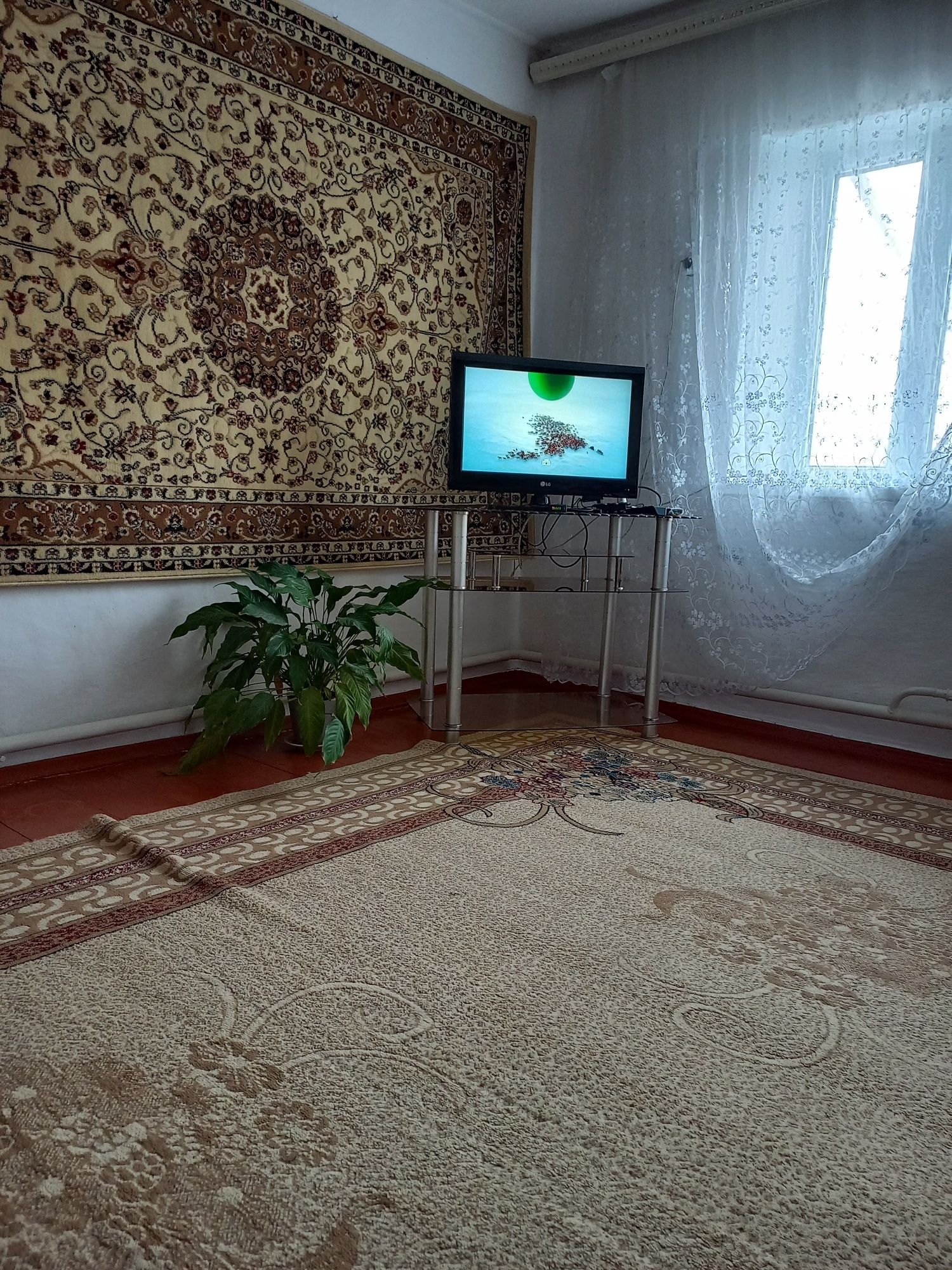 Продается дом с участком г.Каратау