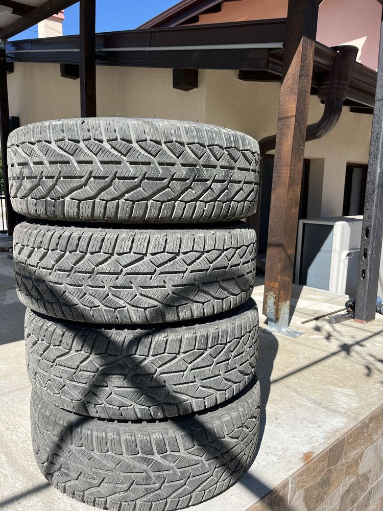 Зимни гуми Таурус 205/45/17 с джанти 17” 4х100