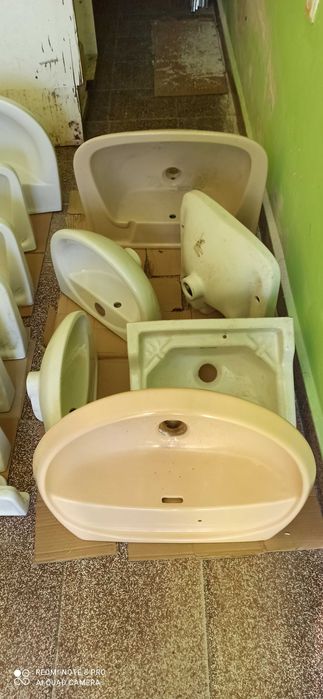 Мивки за баня санитарен фаянс