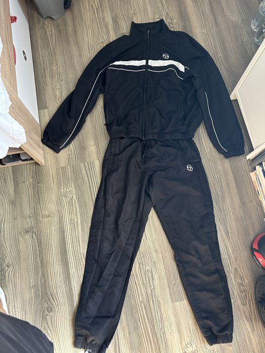 Sergio Tacchini спортен екип Размер М