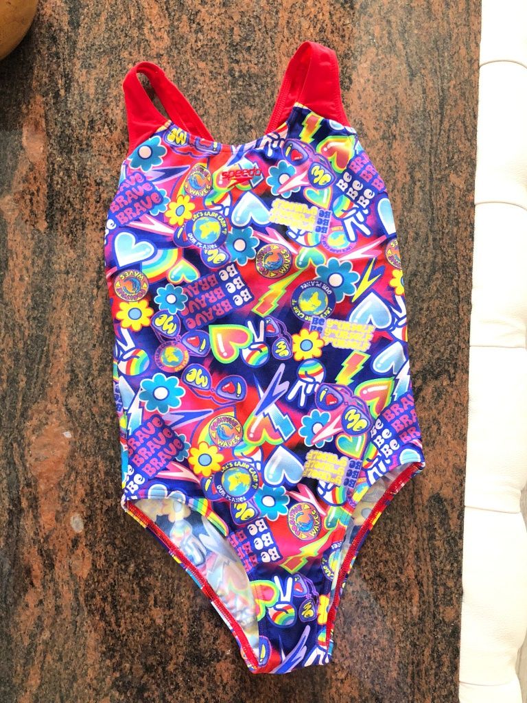 Vând costum Speedo inot