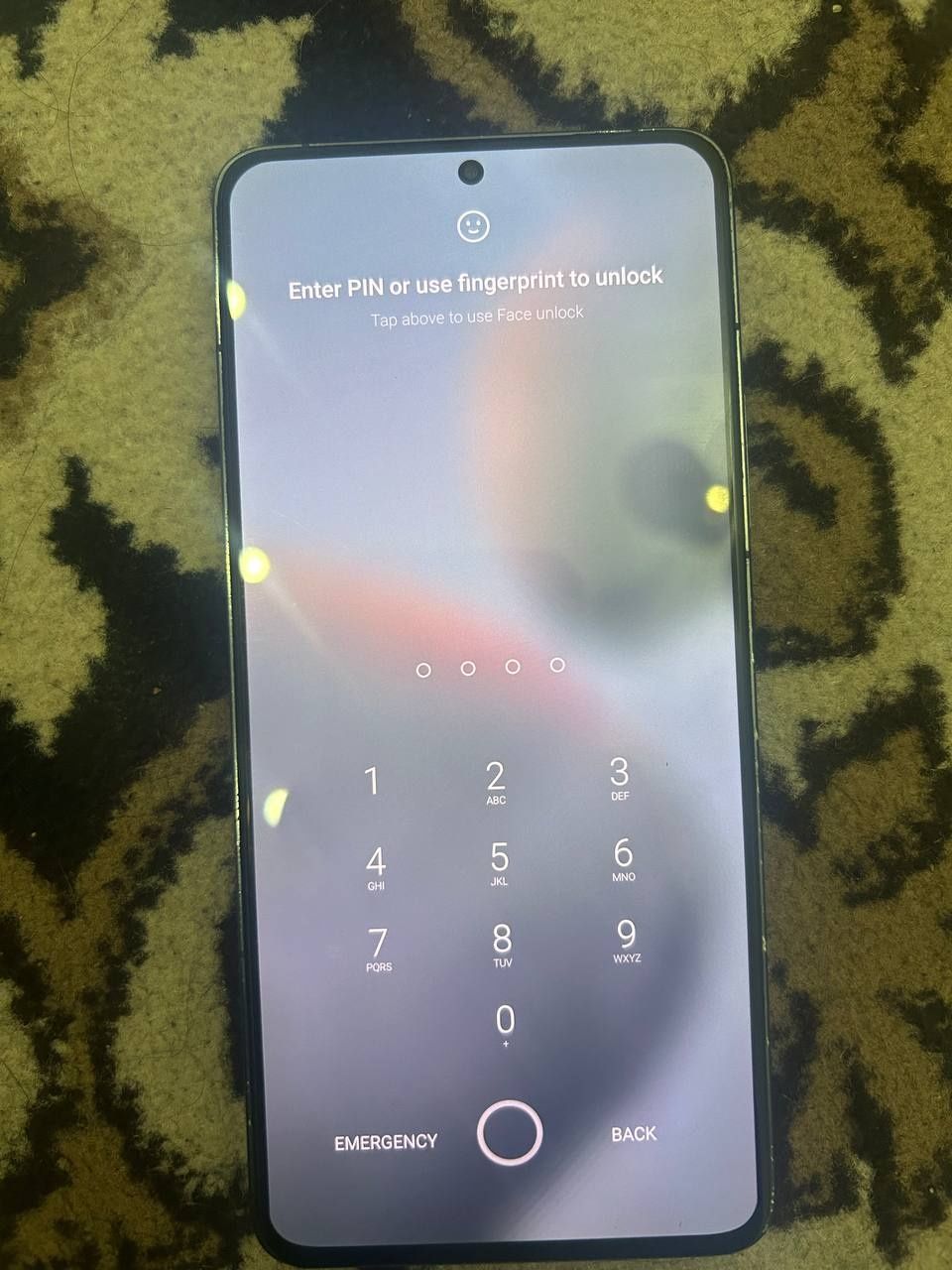 Redmi k70 16/512 yoki Poco f6 pro