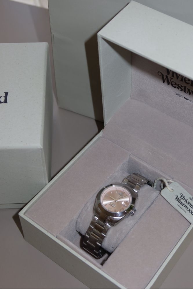 Vivienne Westwood часовник