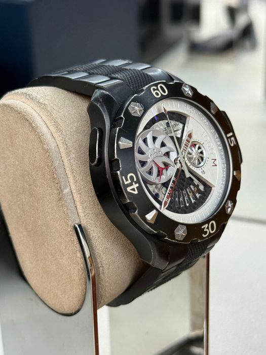 Zenith  Automatic Titanium Good