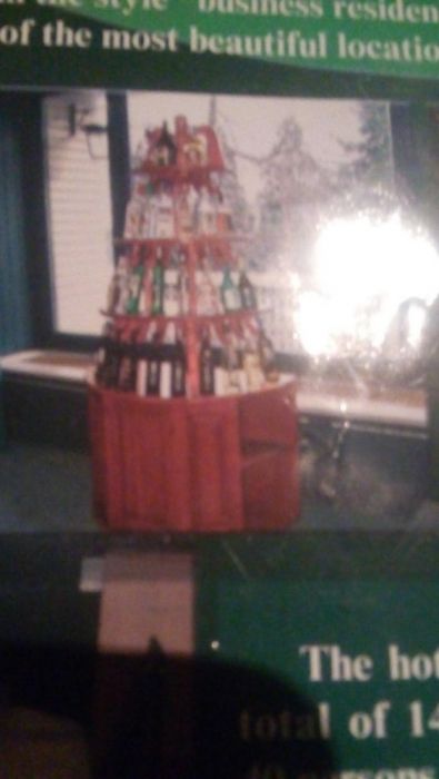 Стелаж за вино от естествено дърво