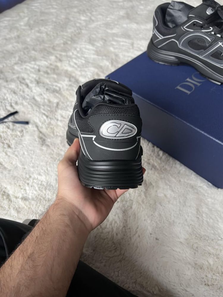 Dior b30