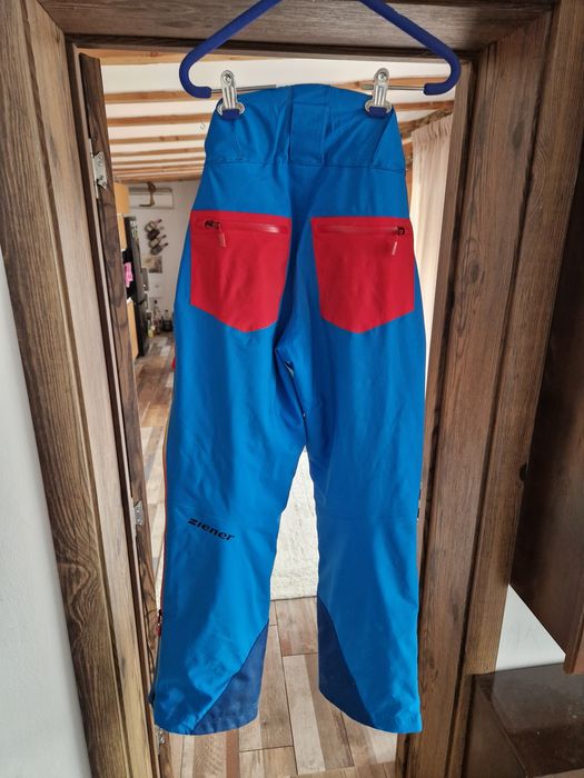 Ски екип ZIENER  Audi