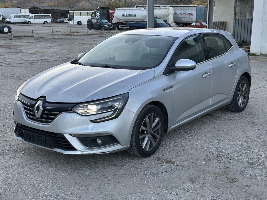 Avariat Automat 1.5 dci EURO 6 Faruri led