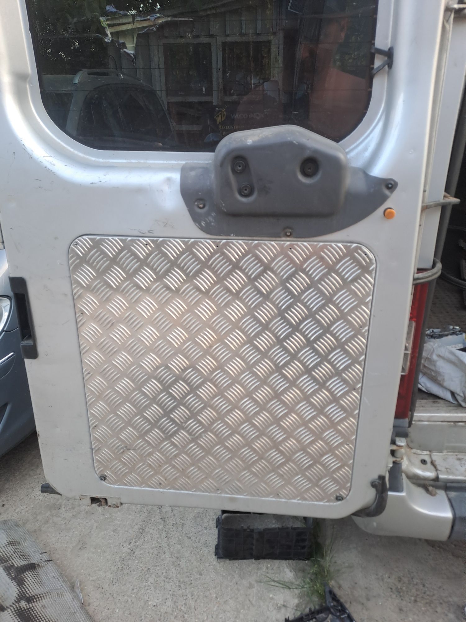 Fețe usi / inerior tabla aluminiu ford transit 140 T330 2007