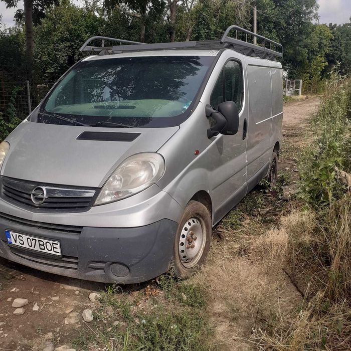 opel vivaro 2010