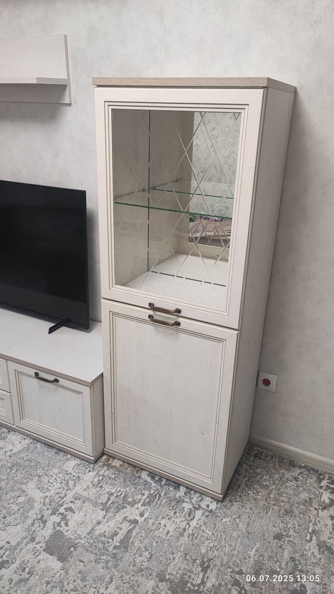 Продам стенку горку в зал