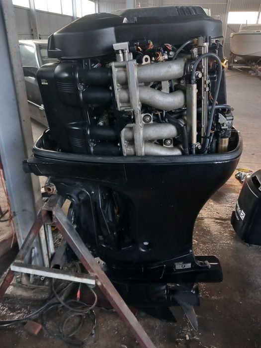 Motot de barca Mercury EFI 115 cp, 4 timpi (model cu cap motor Yamaha)