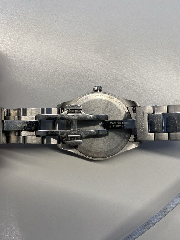 Tissot PR 100 T150.410.AX.070.00 — Б/У, отличное состояние