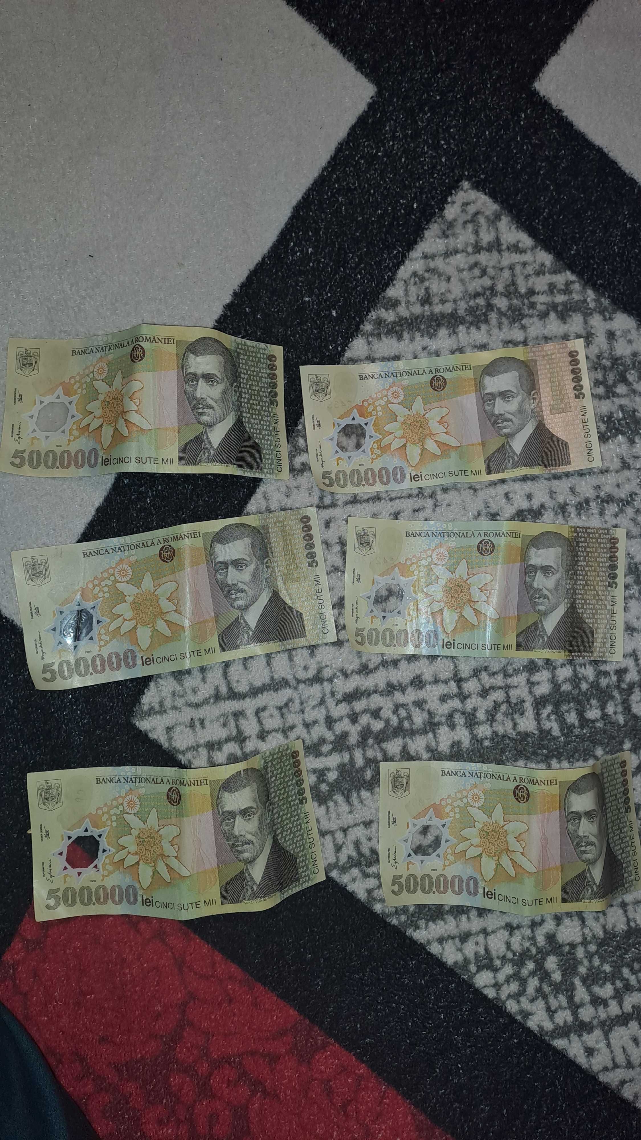 Bacnote din 2000 si din 2001 de vanzare