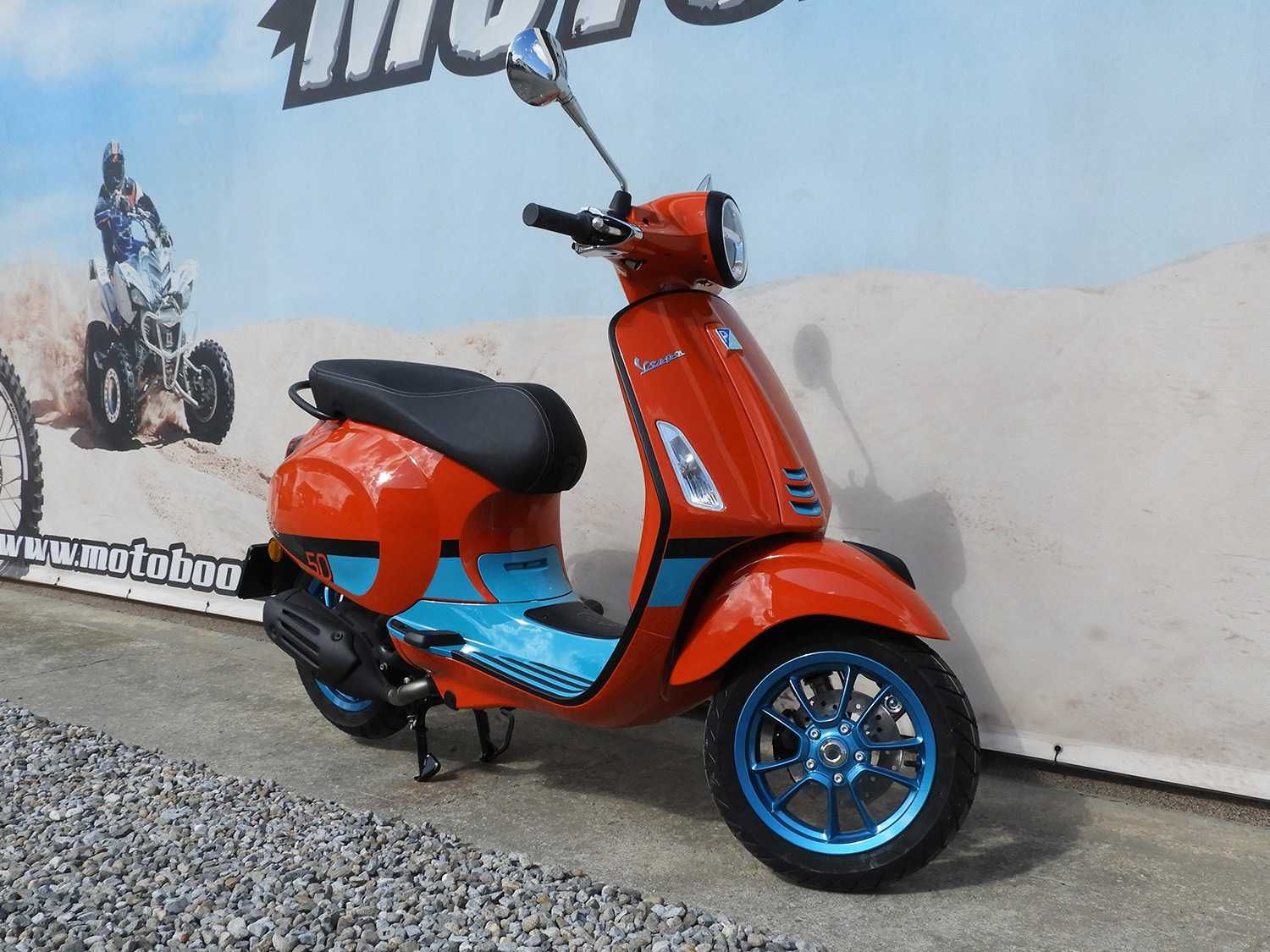 Lichidare Scuter Vespa Primavera 50 Color Vibe 2023 | Rate | Leasing