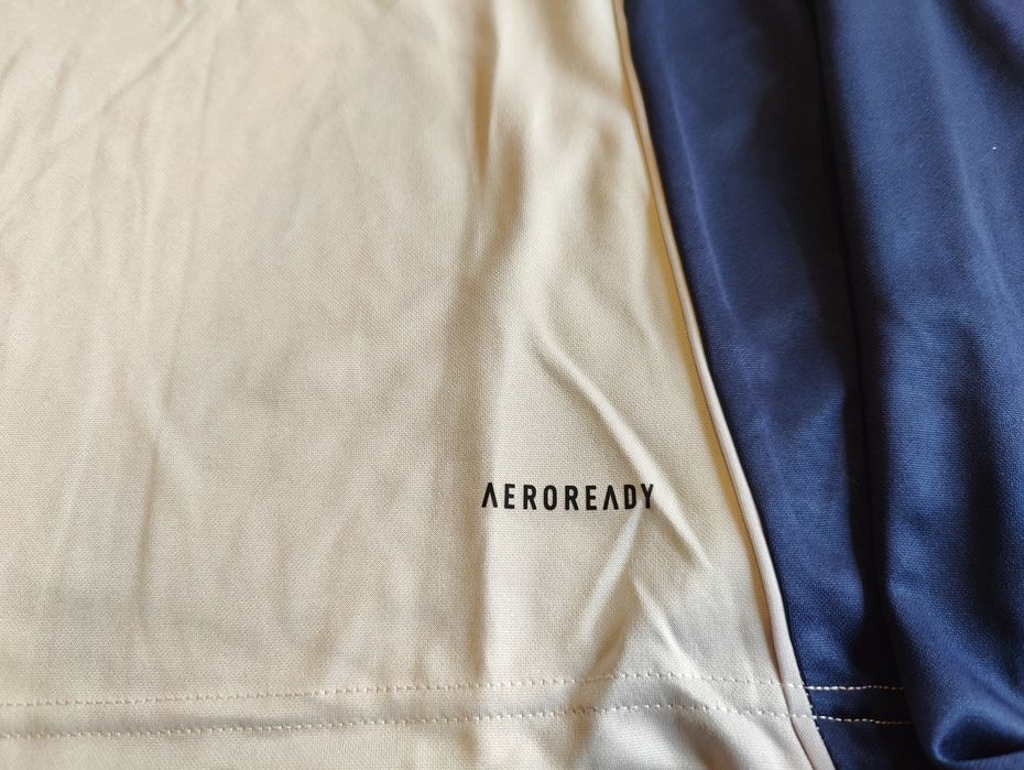 Тренировъчен футболен екип Arsenal 25/26 сив