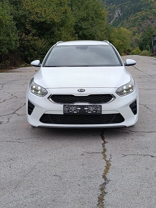 Kia Ceed 1.6 Crdi 2021 г