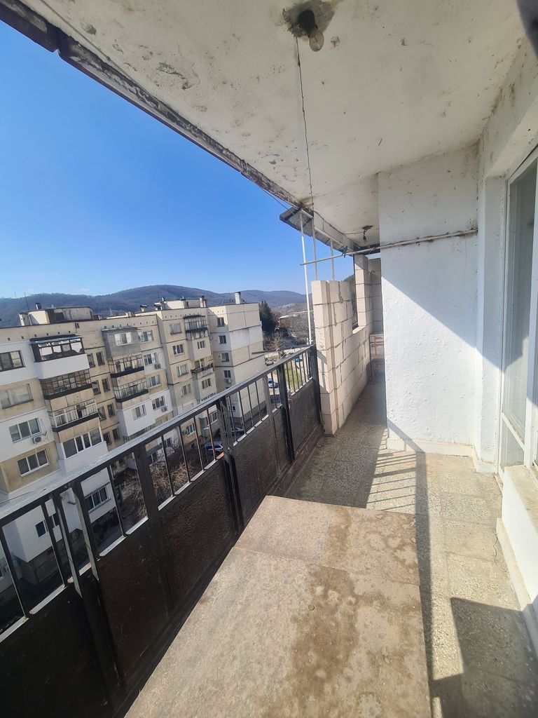 Продава се Тристаен апартамент в Велико Търново, Чолаковци - 64 кв.м за 940 €/кв.м - Снимка #9