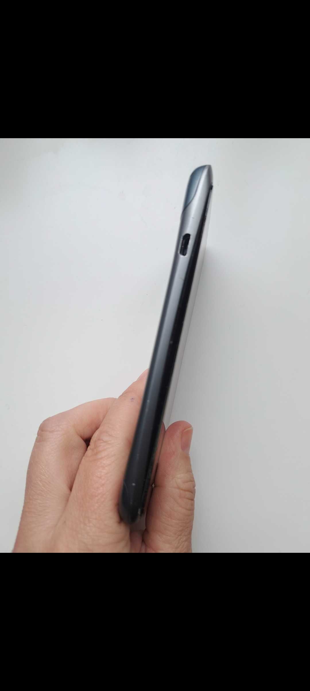 Smartphone HTC ONE S за части