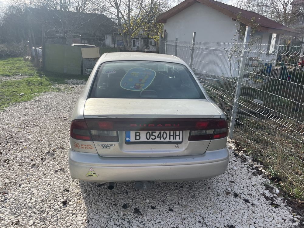 Subaru Legacy 2001 на части