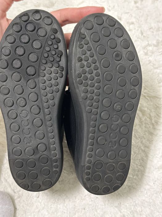 Adidasi din piele Ecco, marimea 29