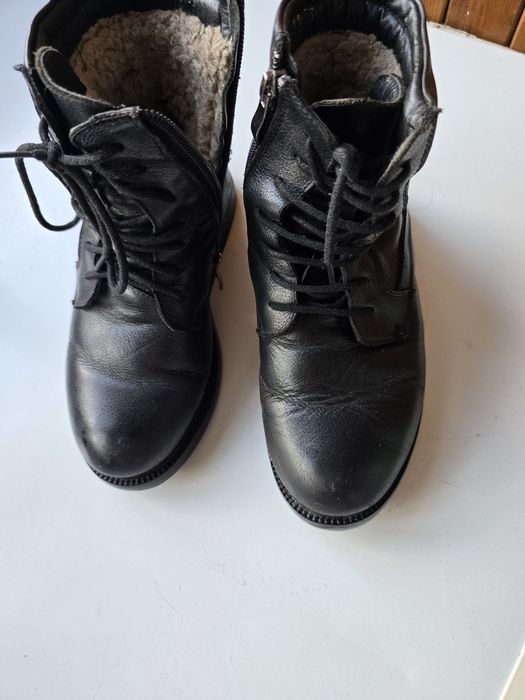 Продам сапожки для девочки