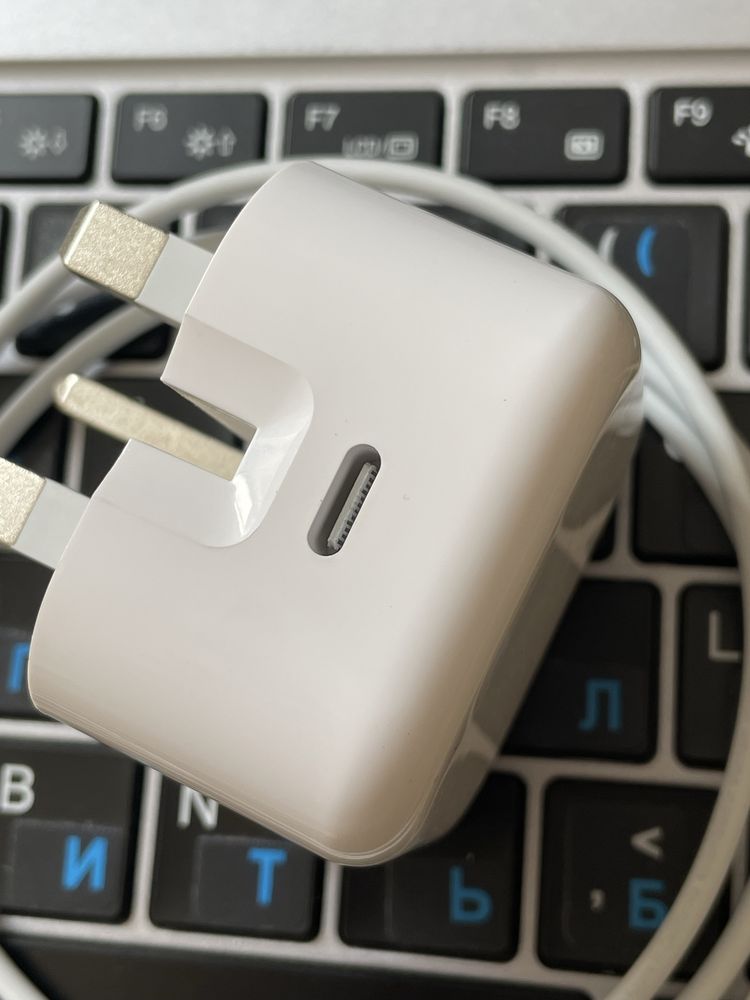 Iphone zaryadka  Apple adapter galofka 20w iphone zaryadchik