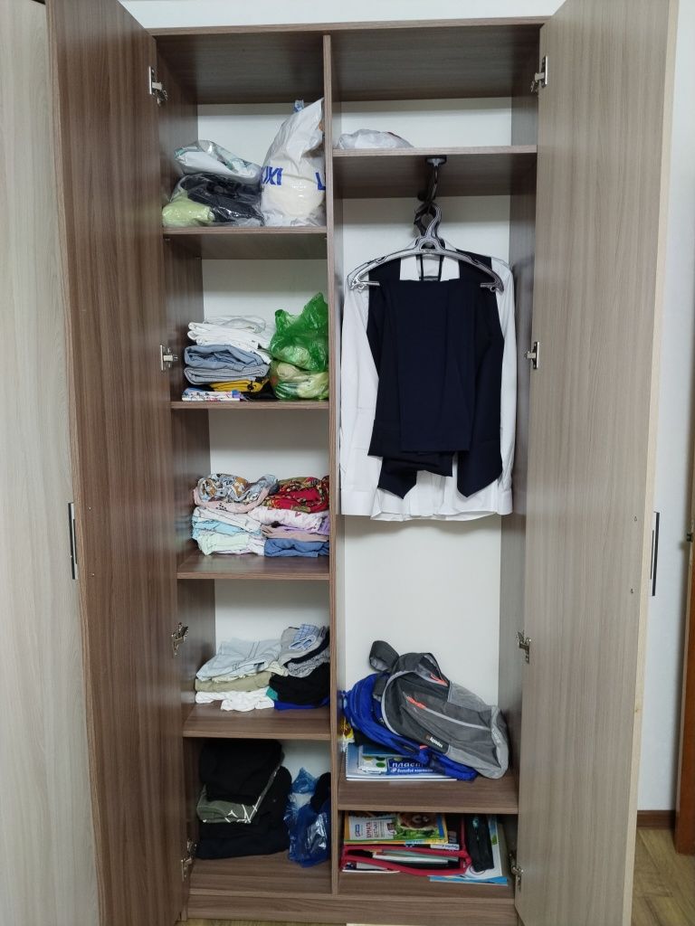 Продам мебель в детскую