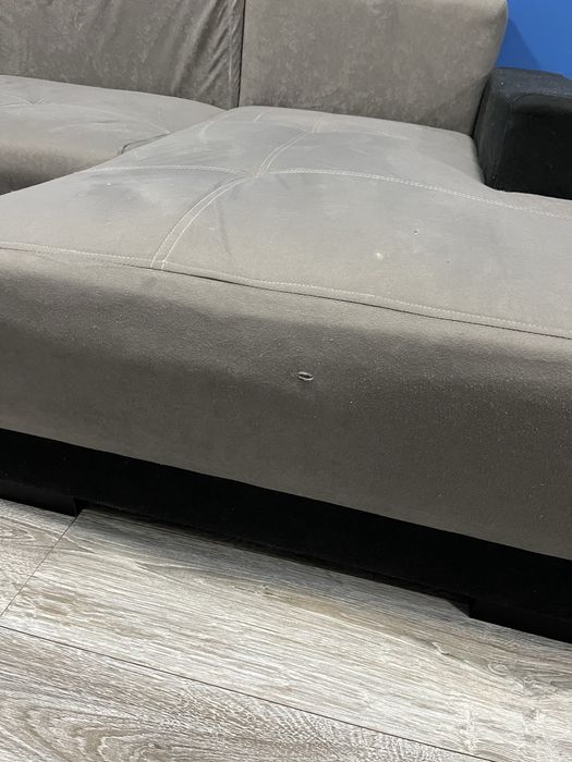 Продавам диван !!