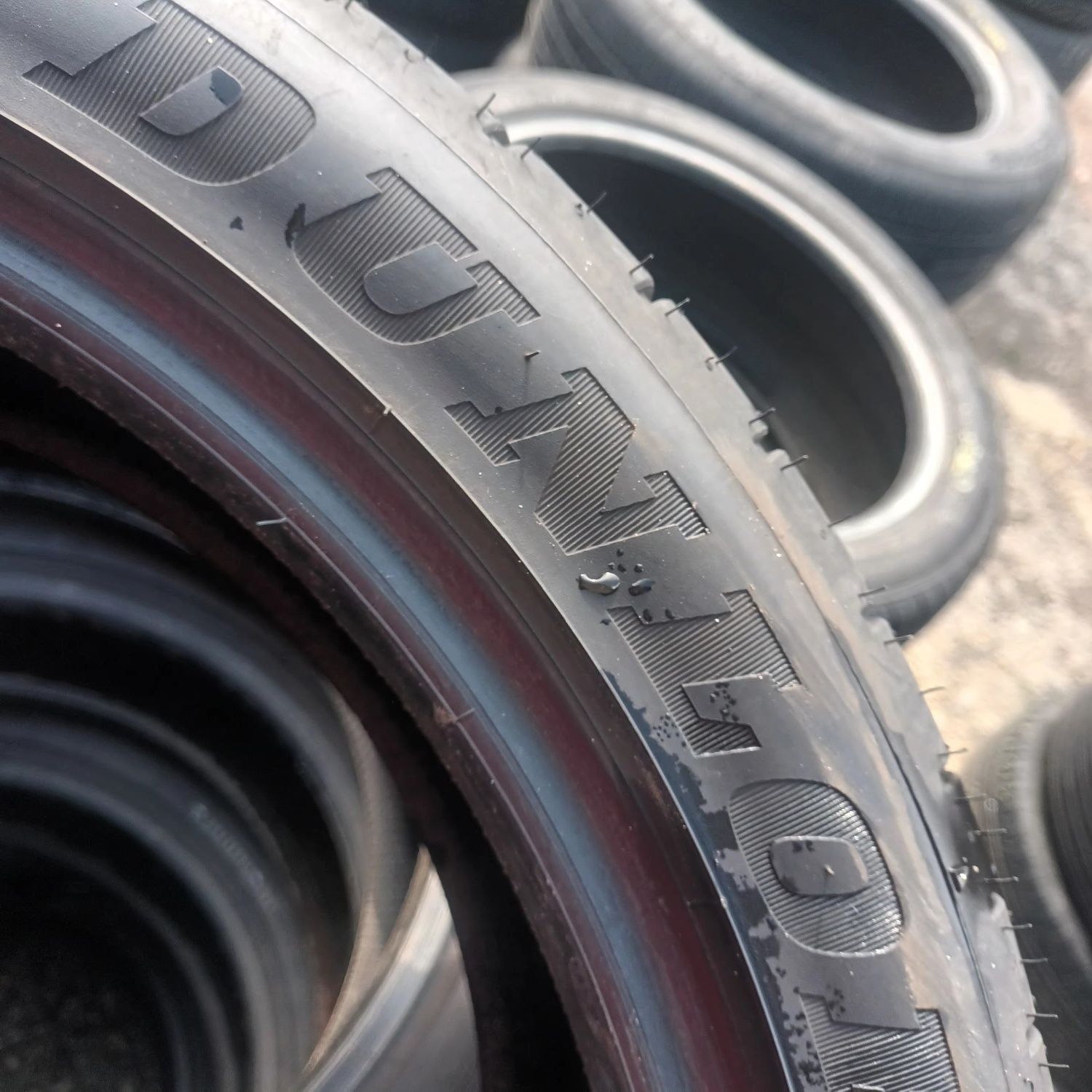 225 45 19 DUNLOP 4броя летни