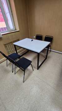 Стол и 4 стула для офиса